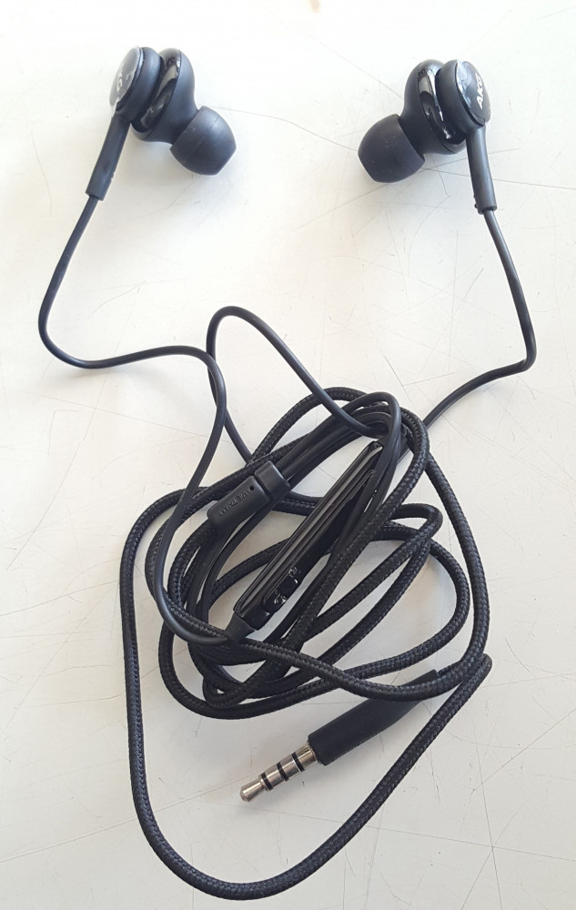 Romaa AKG Creative Sound RH-35 Earphones